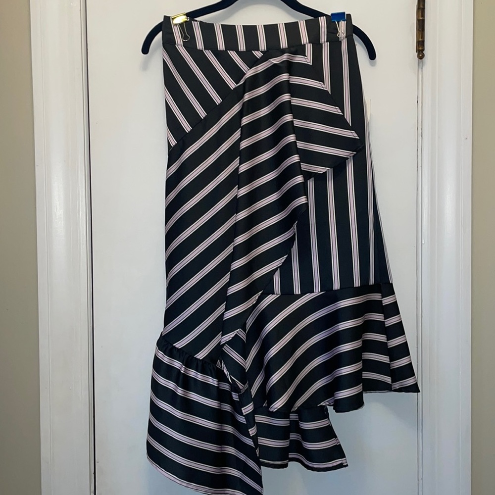 Black Pink and White Skirt NWT Small